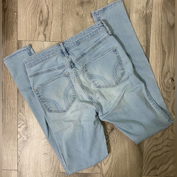 Hollister Stretchy Blue Jeans Size 3R - Picture 4 of 4